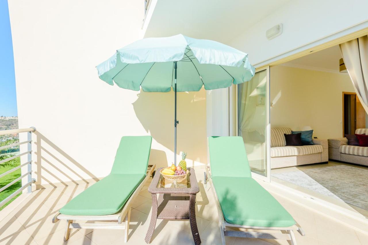 Bnb Homes Ocean View Apartment With Huge Sunny Terrace, 2 Swimming Pools & Tennis Court Albufeira Exterior photo