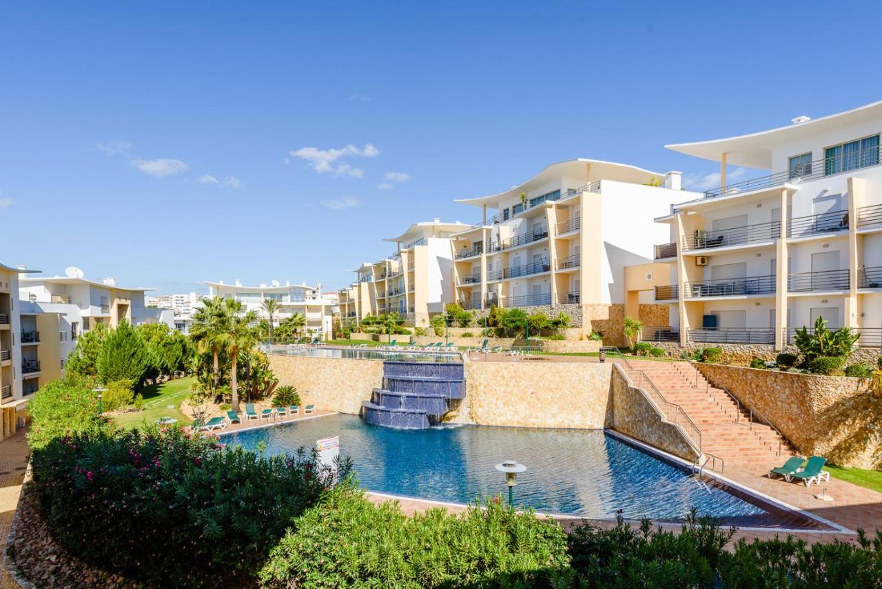 Bnb Homes Ocean View Apartment With Huge Sunny Terrace, 2 Swimming Pools & Tennis Court Albufeira Exterior photo