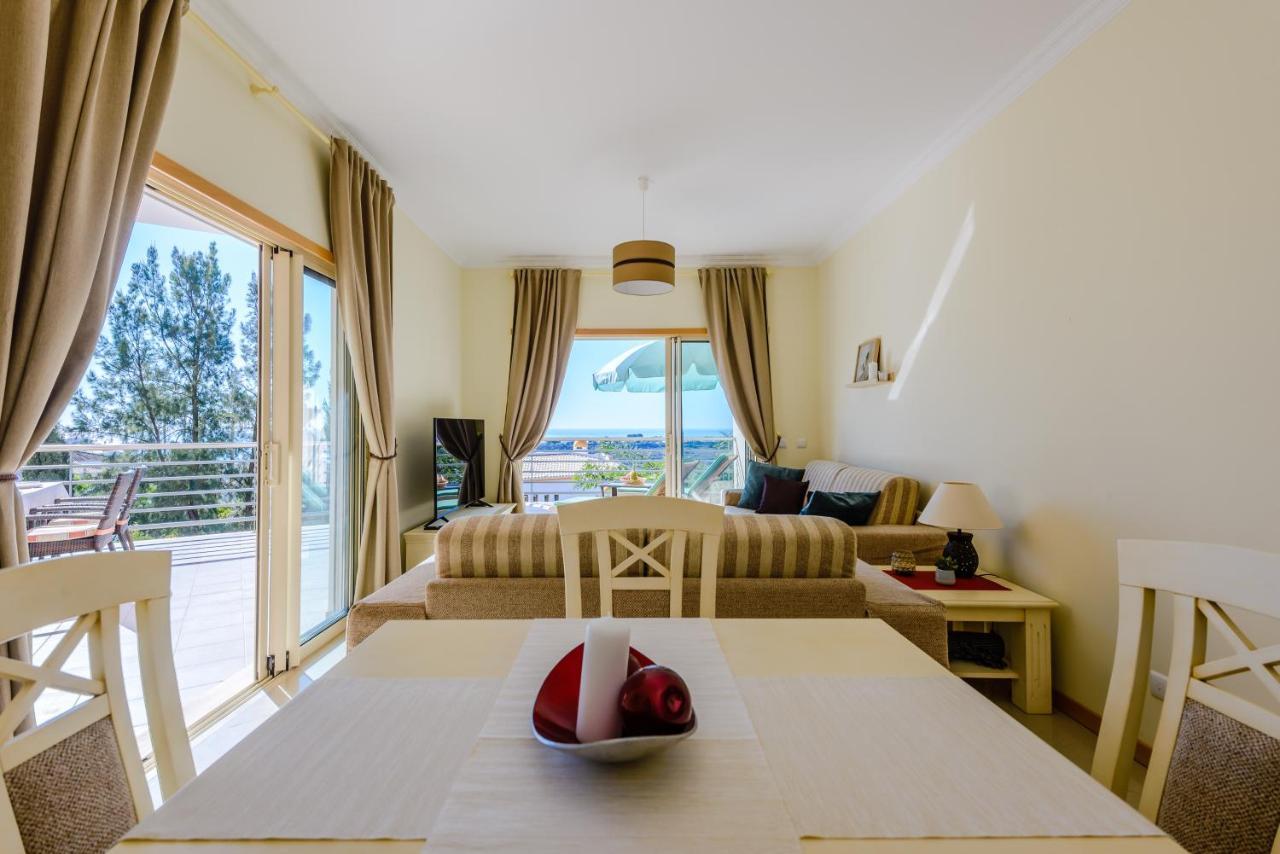 Bnb Homes Ocean View Apartment With Huge Sunny Terrace, 2 Swimming Pools & Tennis Court Albufeira Exterior photo