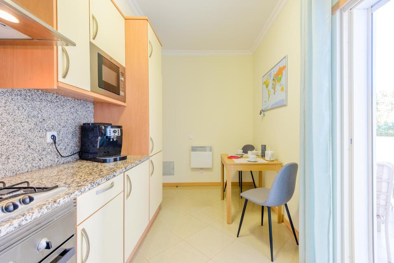 Bnb Homes Ocean View Apartment With Huge Sunny Terrace, 2 Swimming Pools & Tennis Court Albufeira Exterior photo